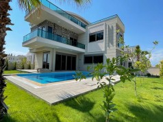 Antalya Belek te Satılık 4+1  Villa